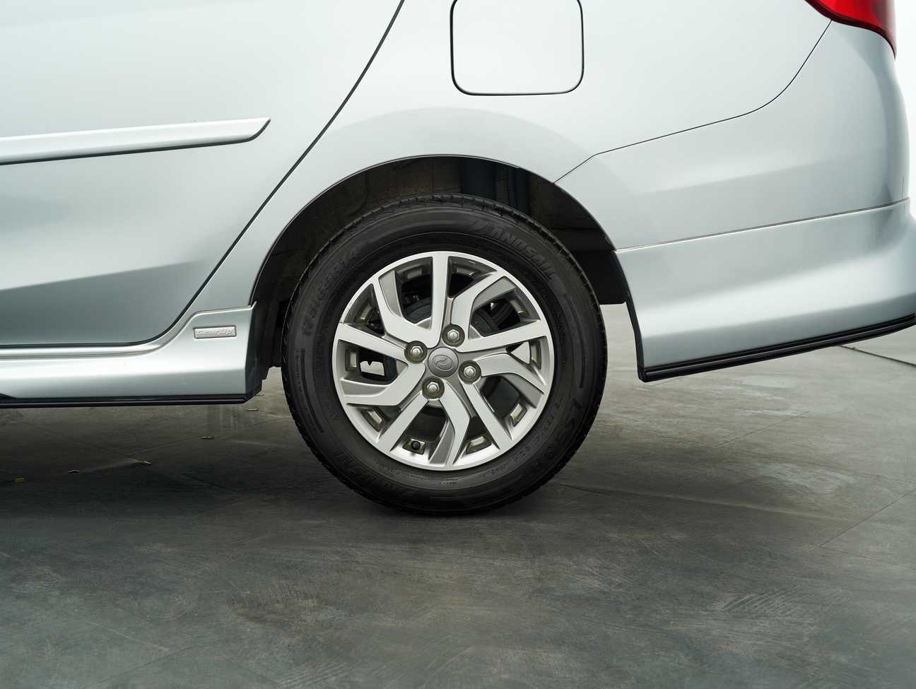 used 2016 Perodua Bezza Advance Premium 1.3