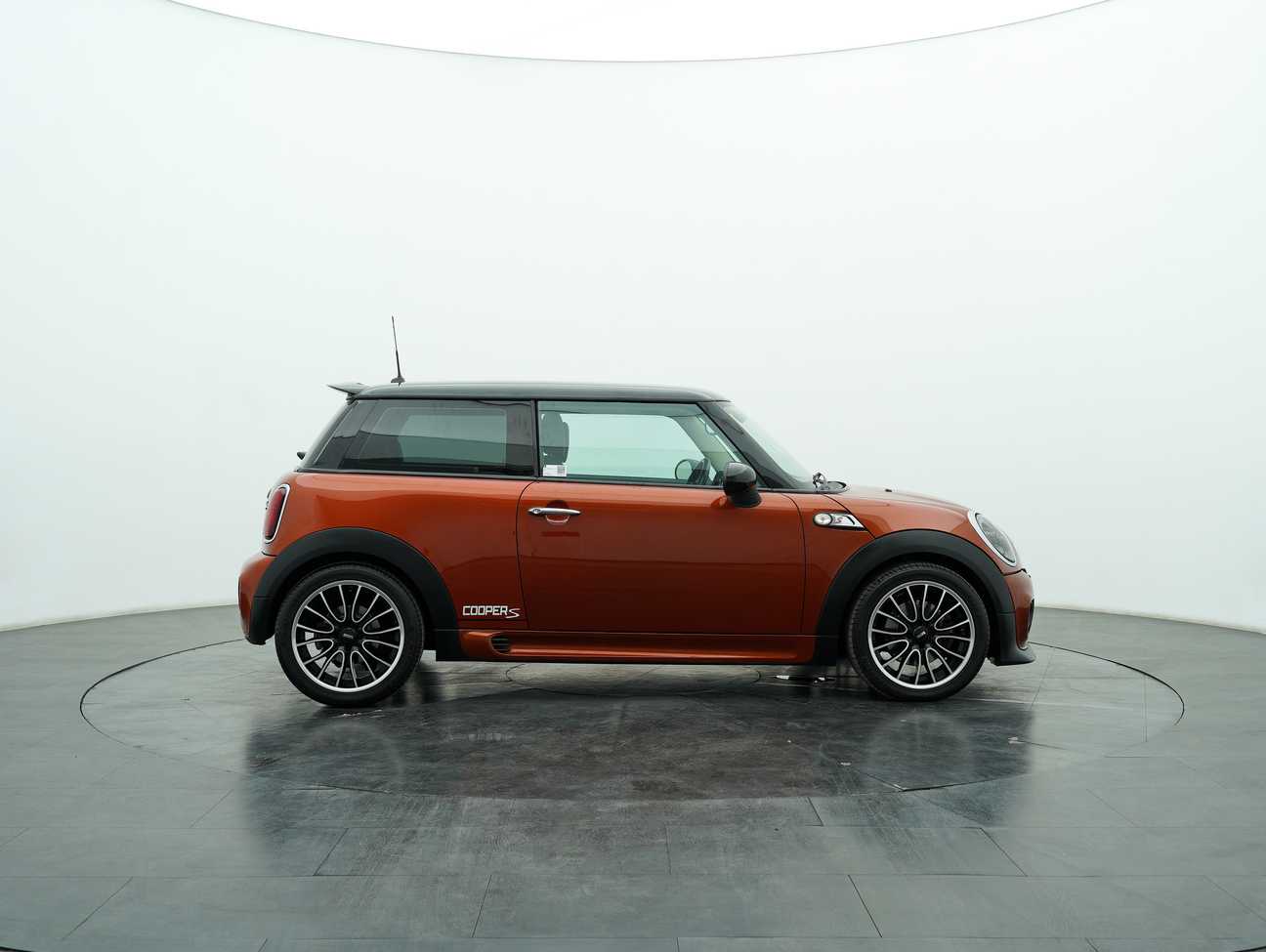 terpakai 2010 MINI Cooper S 1.6