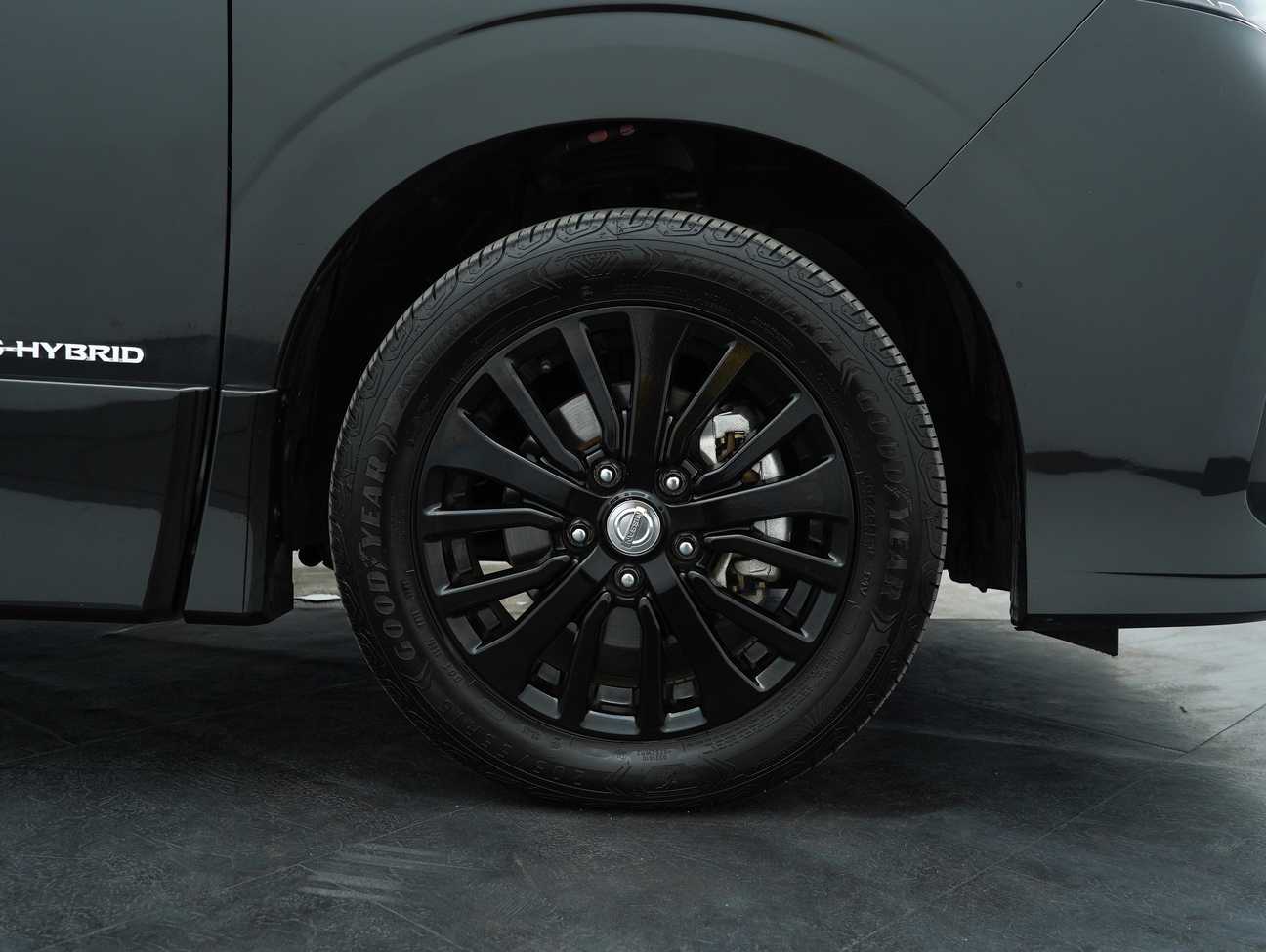 terpakai 2023 Nissan Serena S-Hybrid High-Way Star 2.0