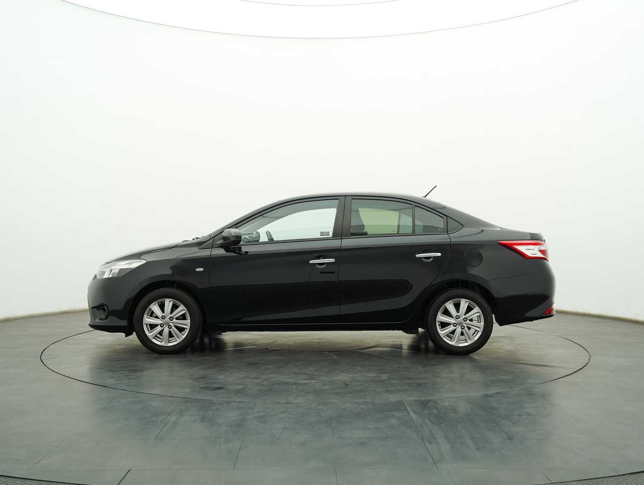 used 2015 Toyota Vios J 1.5