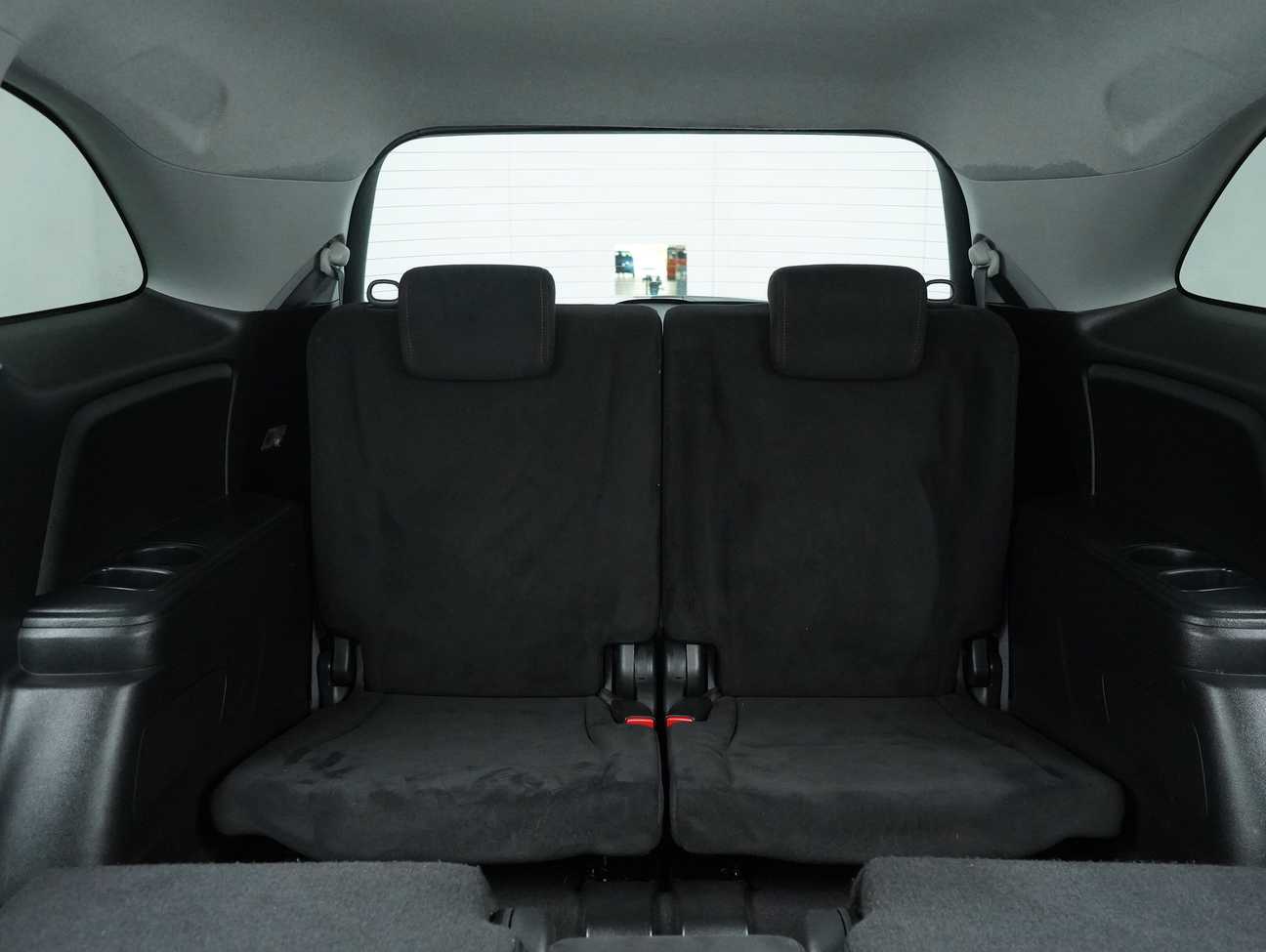 used 2012 Honda Stream i-VTEC RSZ 1.8