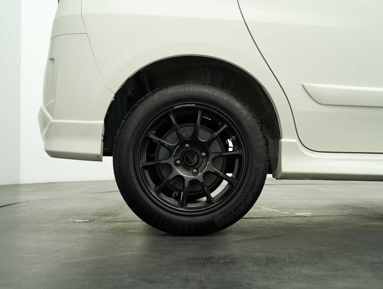 used 2015 Perodua Alza Advance 1.5