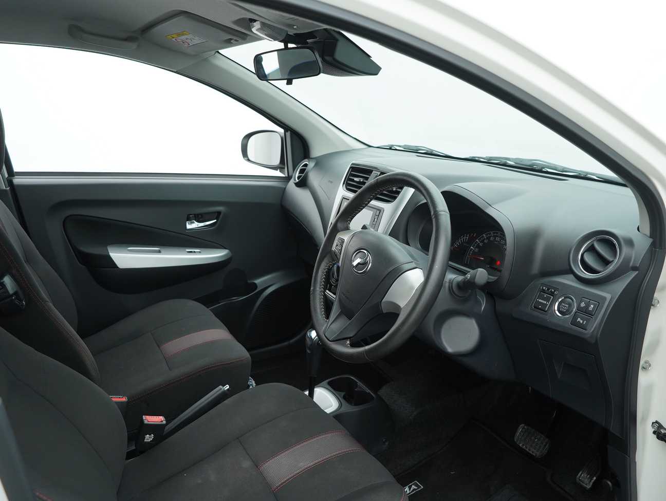 terpakai 2022 Perodua AXIA Advance 1.0