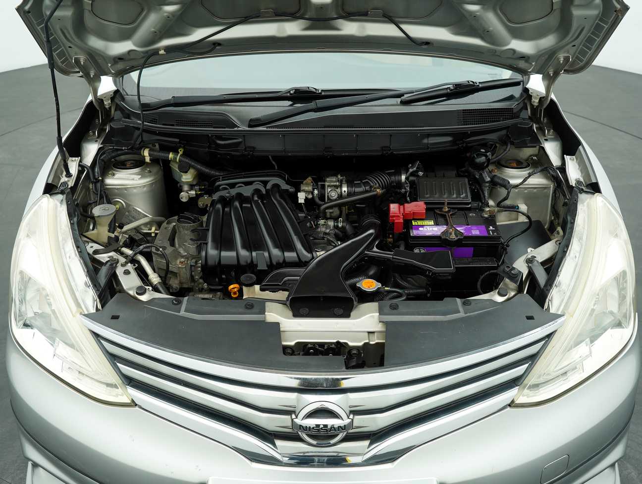terpakai 2014 Nissan Grand Livina Comfort 1.6
