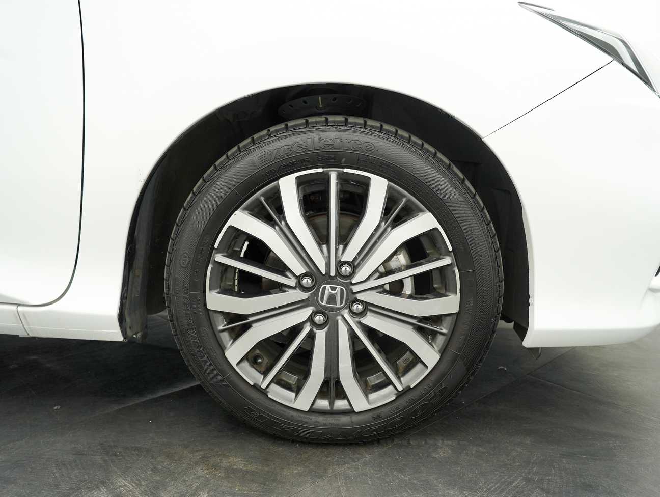 used 2018 Honda City V 1.5