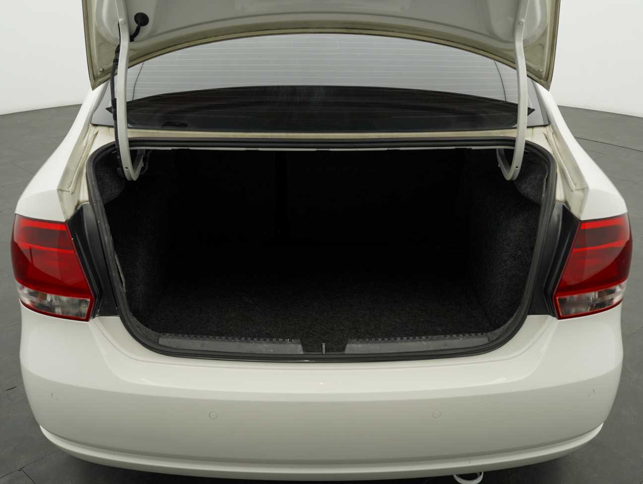 terpakai 2015 Volkswagen Polo  1.6