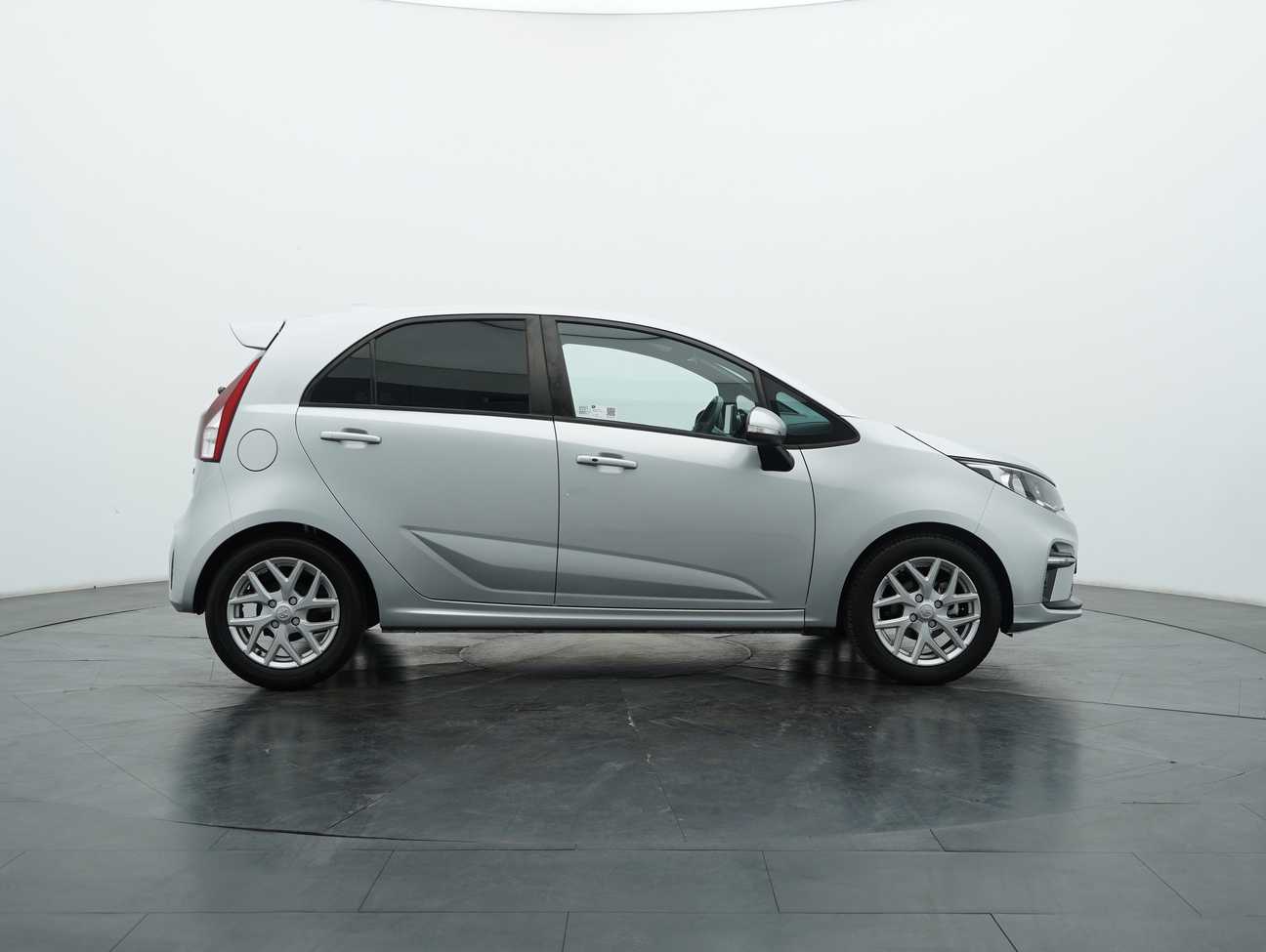 terpakai 2023 Proton Iriz Executive 1.6