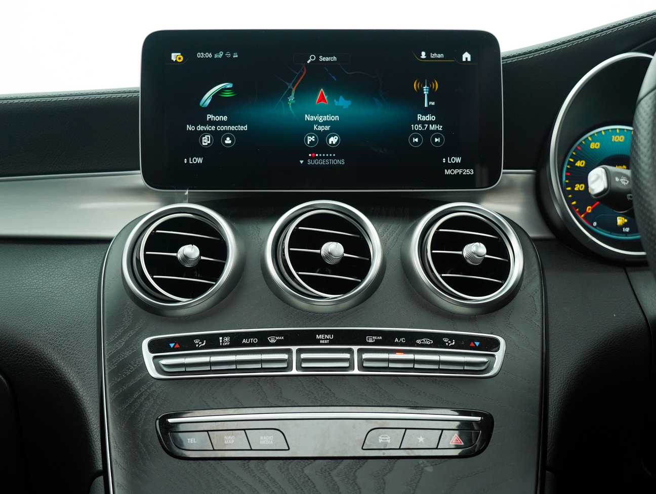 used 2019 Mercedes-Benz GLC 300 (CKD) 2.0