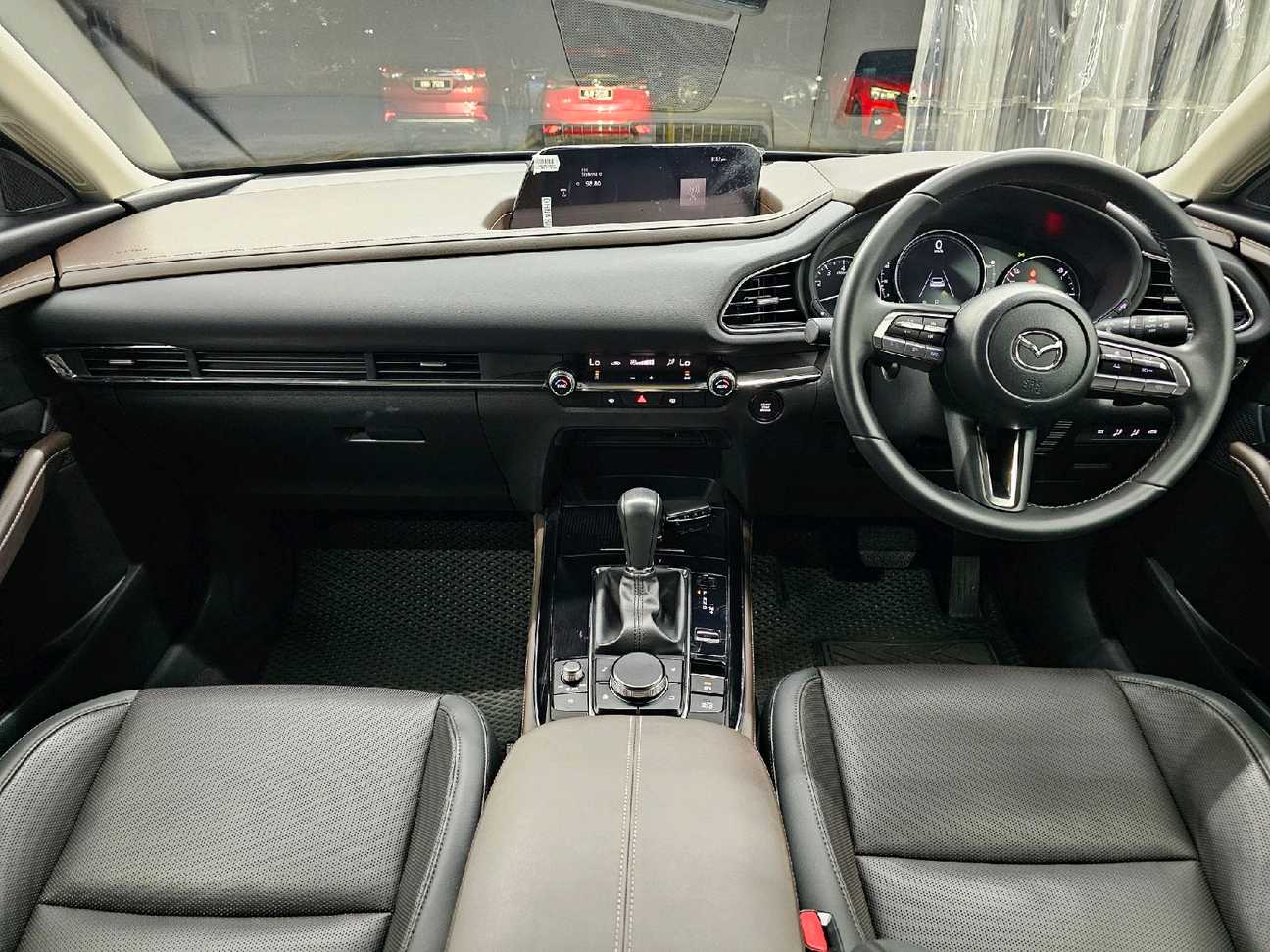 terpakai 2024 Mazda CX-30 SKYACTIV-G High Plus 2.0