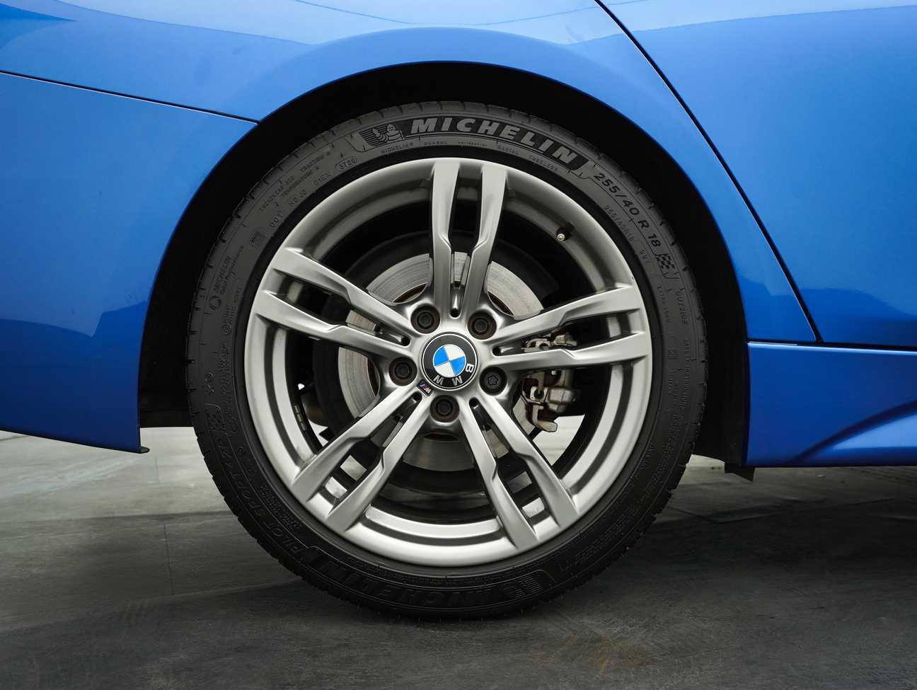 terpakai 2017 BMW 3 30E M SPORT 2.0