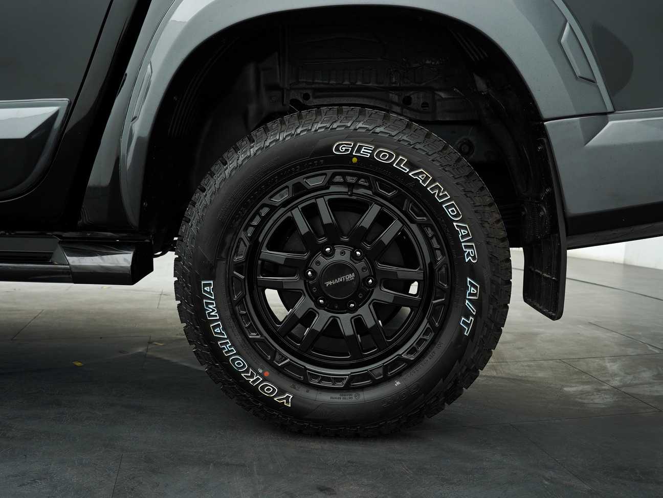 used 2022 Mitsubishi Triton Phantom Plus Dual Cab 4X4 2.4