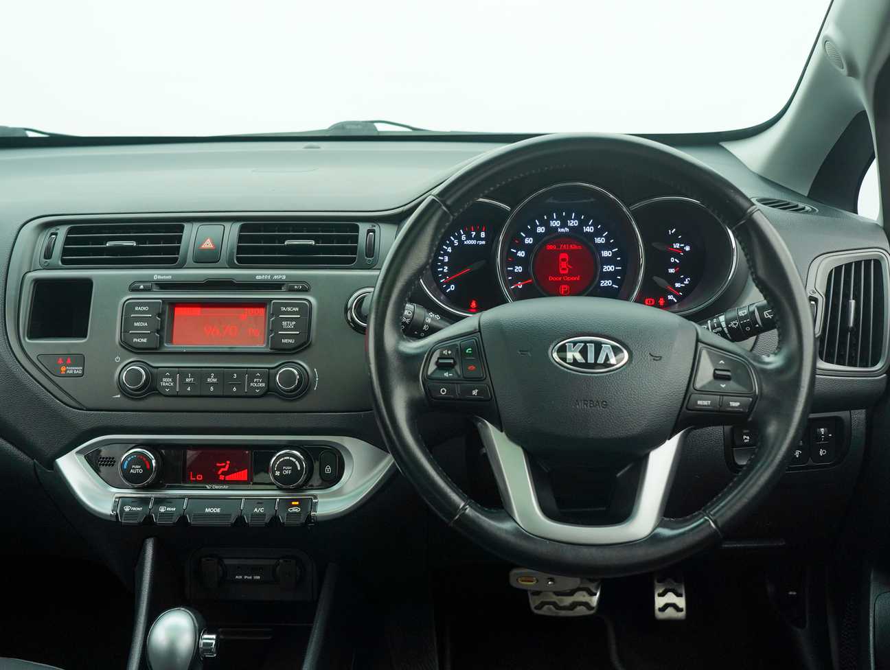 terpakai 2014 Kia Rio SX 1.4