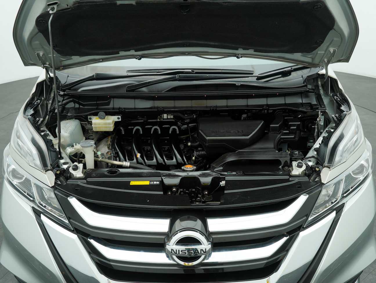 used 2018 Nissan Serena S-Hybrid High-Way Star Premium 2.0