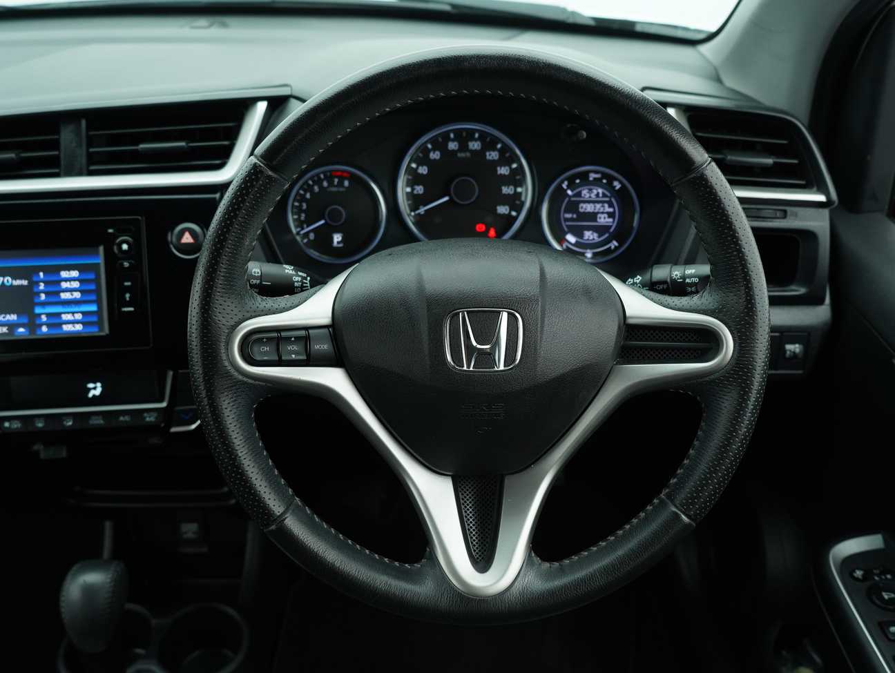 used 2018 Honda BR-V V 1.5