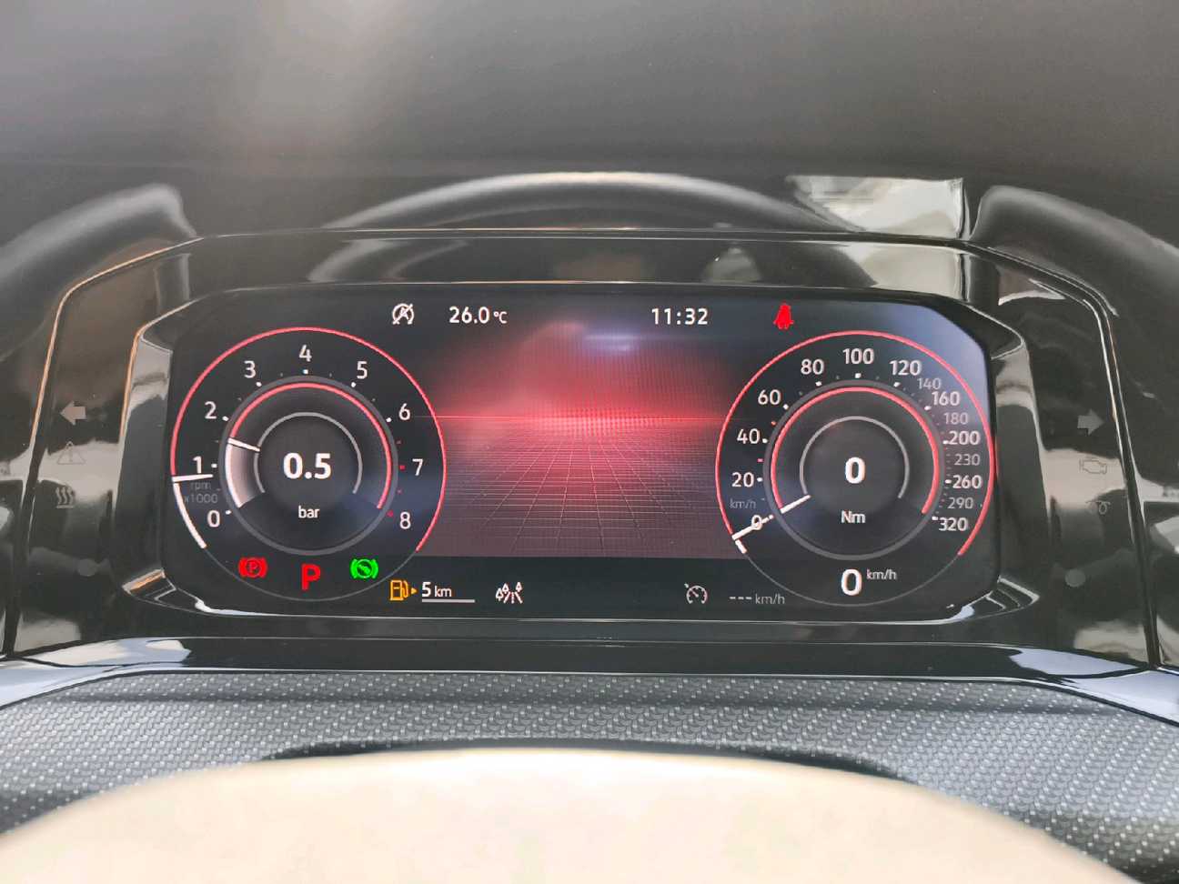 terpakai 2022 Volkswagen Golf TSI R-Line 1.4