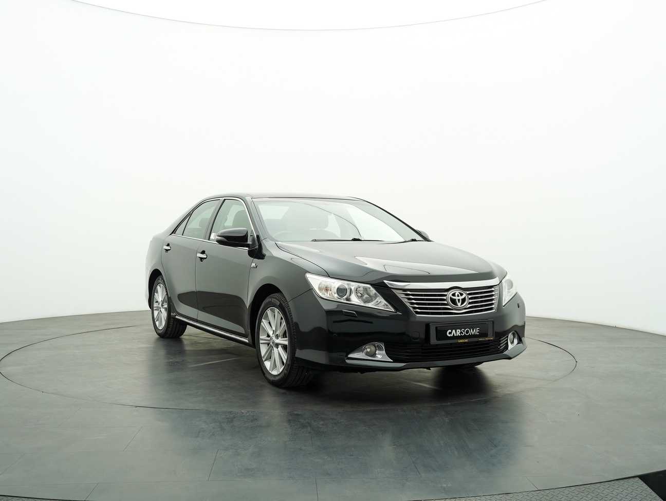used 2014 Toyota Camry V 2.5