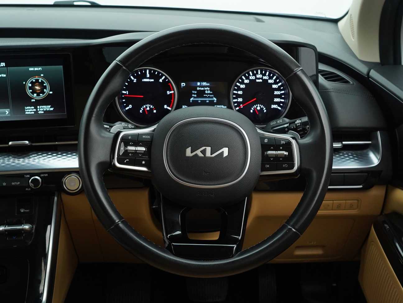 used 2022 Kia Carnival  2.2