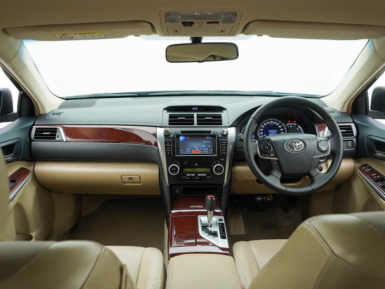 used 2012 Toyota Camry V 2.5