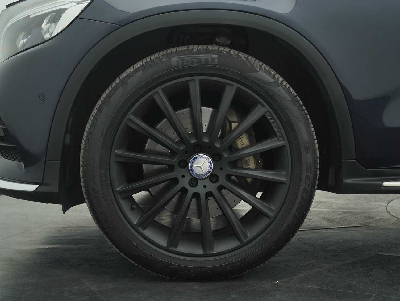 used 2017 Mercedes-Benz GLC250 4MATIC AMG Line 2.0