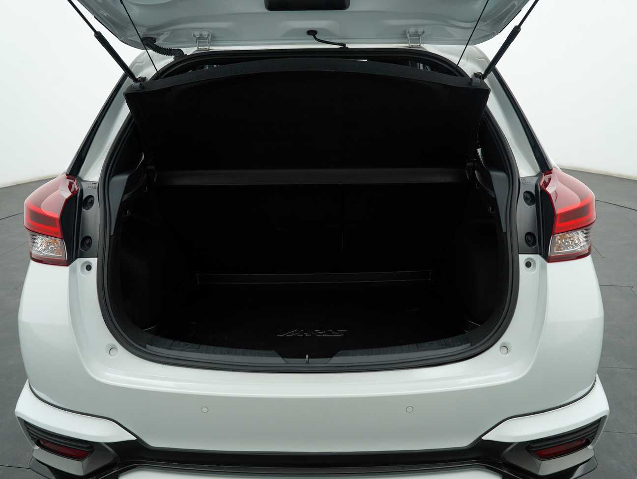 terpakai 2021 Toyota Yaris E 1.5