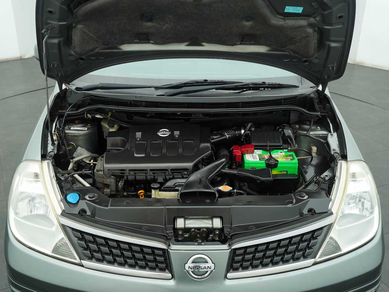 used 2007 Nissan Latio ST-L Sport 1.6