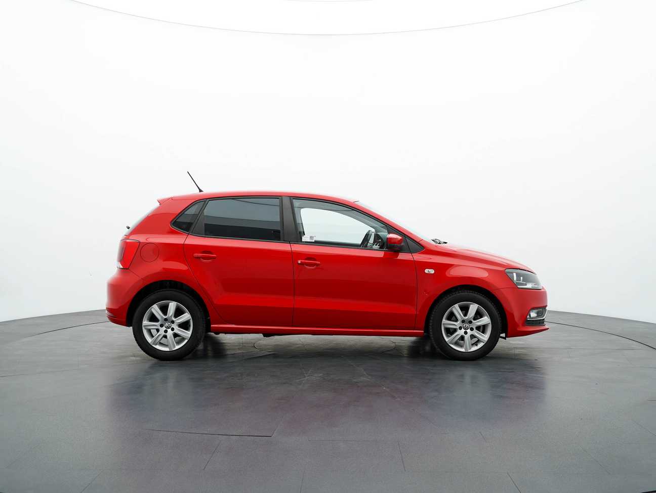 terpakai 2017 Volkswagen Polo  1.6