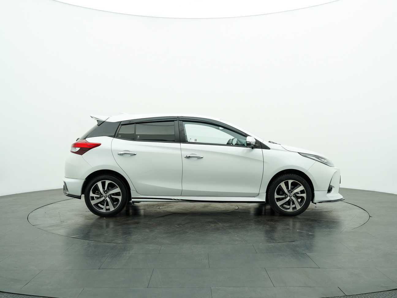 terpakai 2023 Toyota Yaris G 1.5