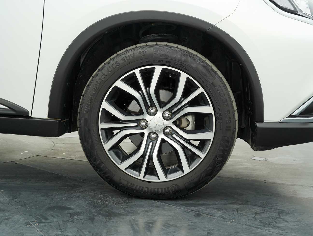 used 2020 Mitsubishi OUTLANDER  2.0