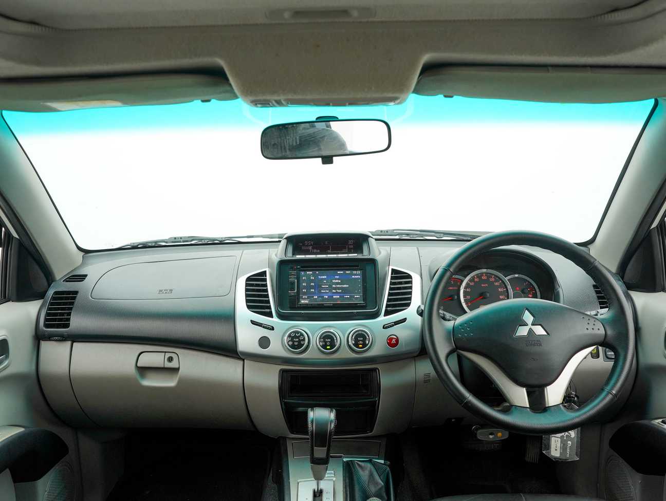 used 2014 Mitsubishi TRITON L200 4WD VGT 2.5