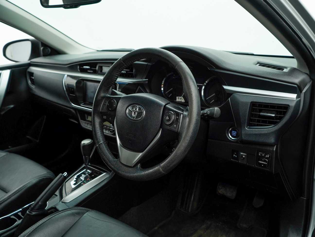 terpakai 2016 Toyota Corolla Altis V 2.0