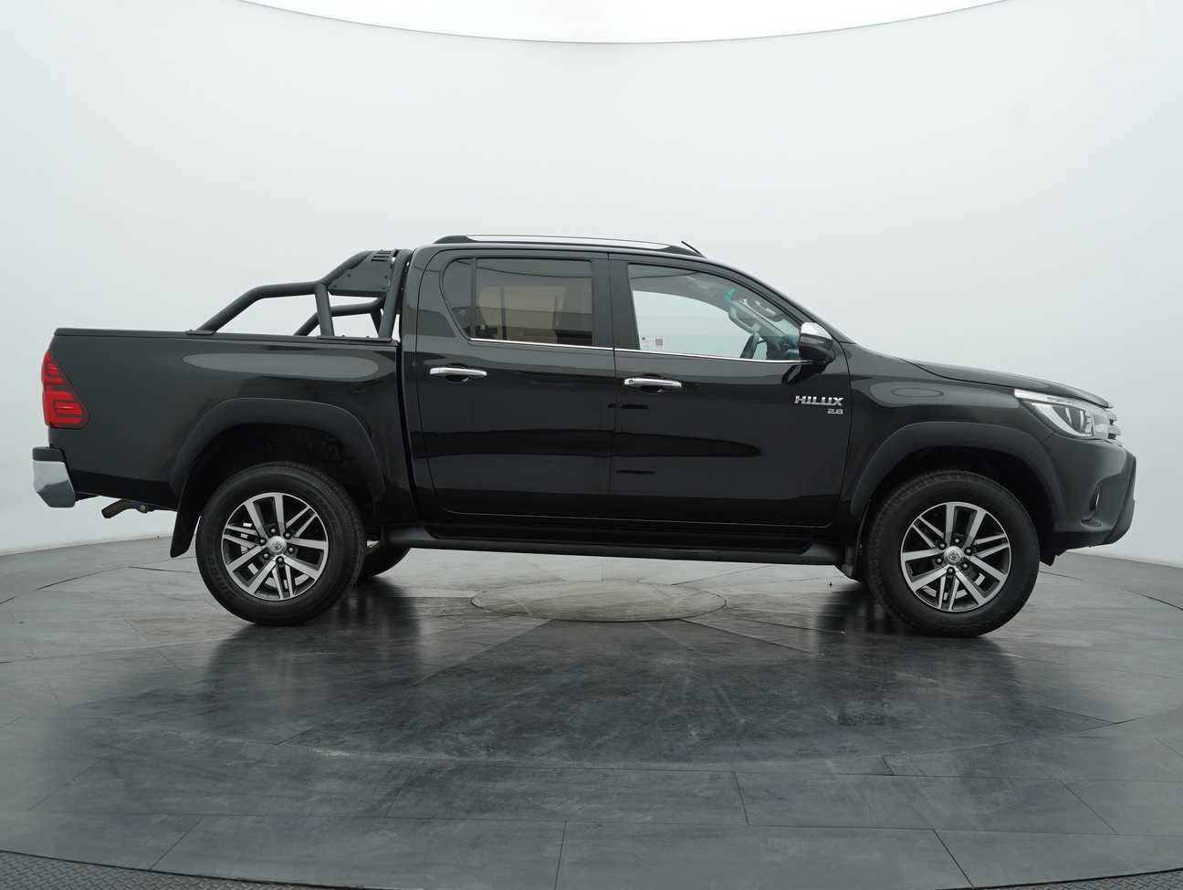 used 2017 Toyota Hilux G Dual Cab 2.8