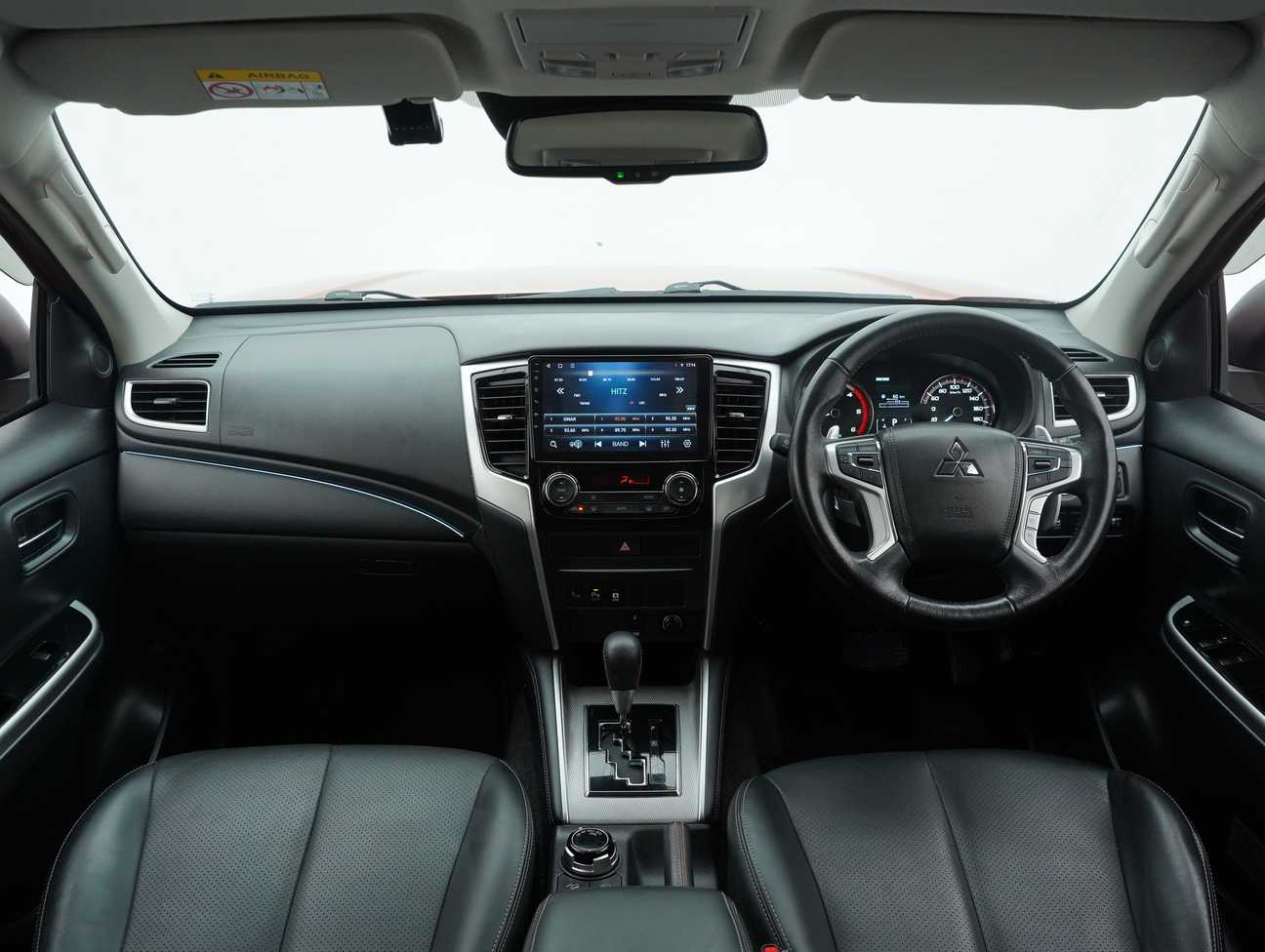 terpakai 2023 Mitsubishi Triton VGT Athlete Dual Cab 2.4