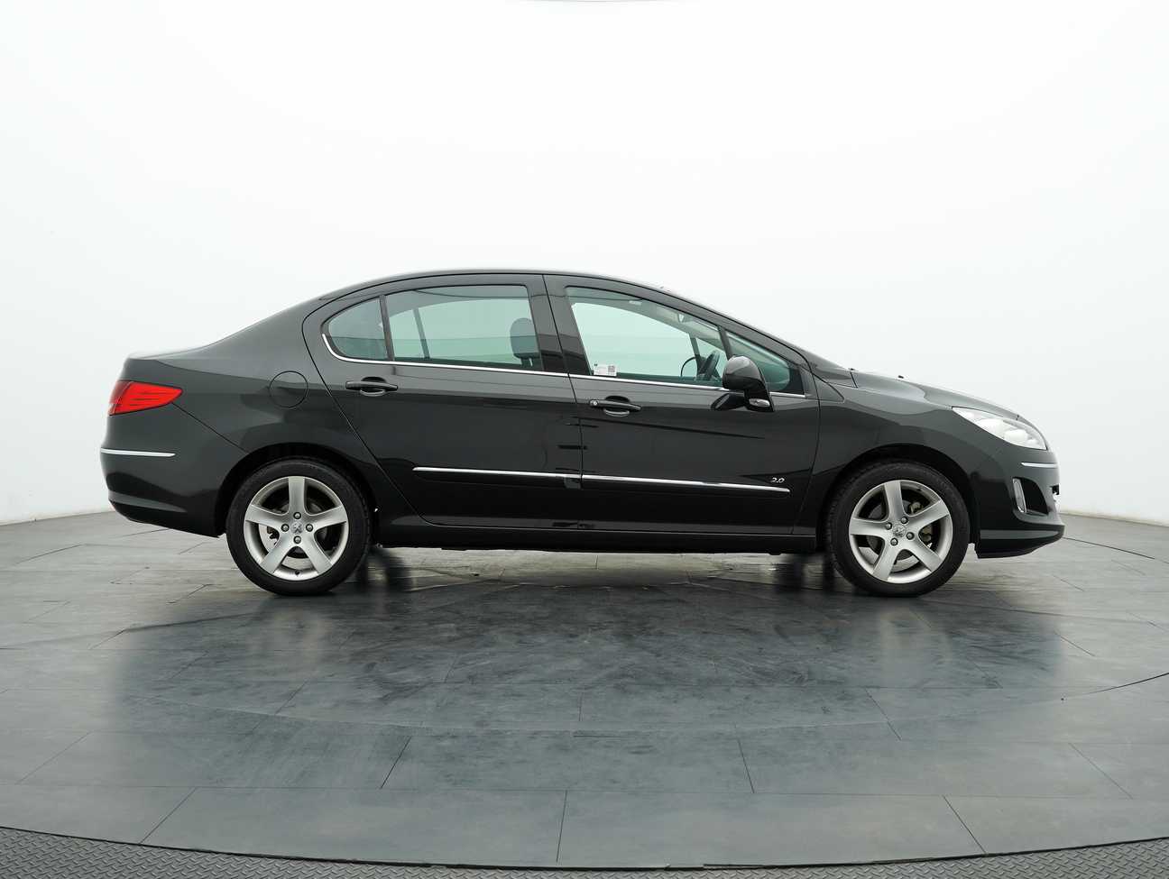 used 2013 Peugeot 408  2.0