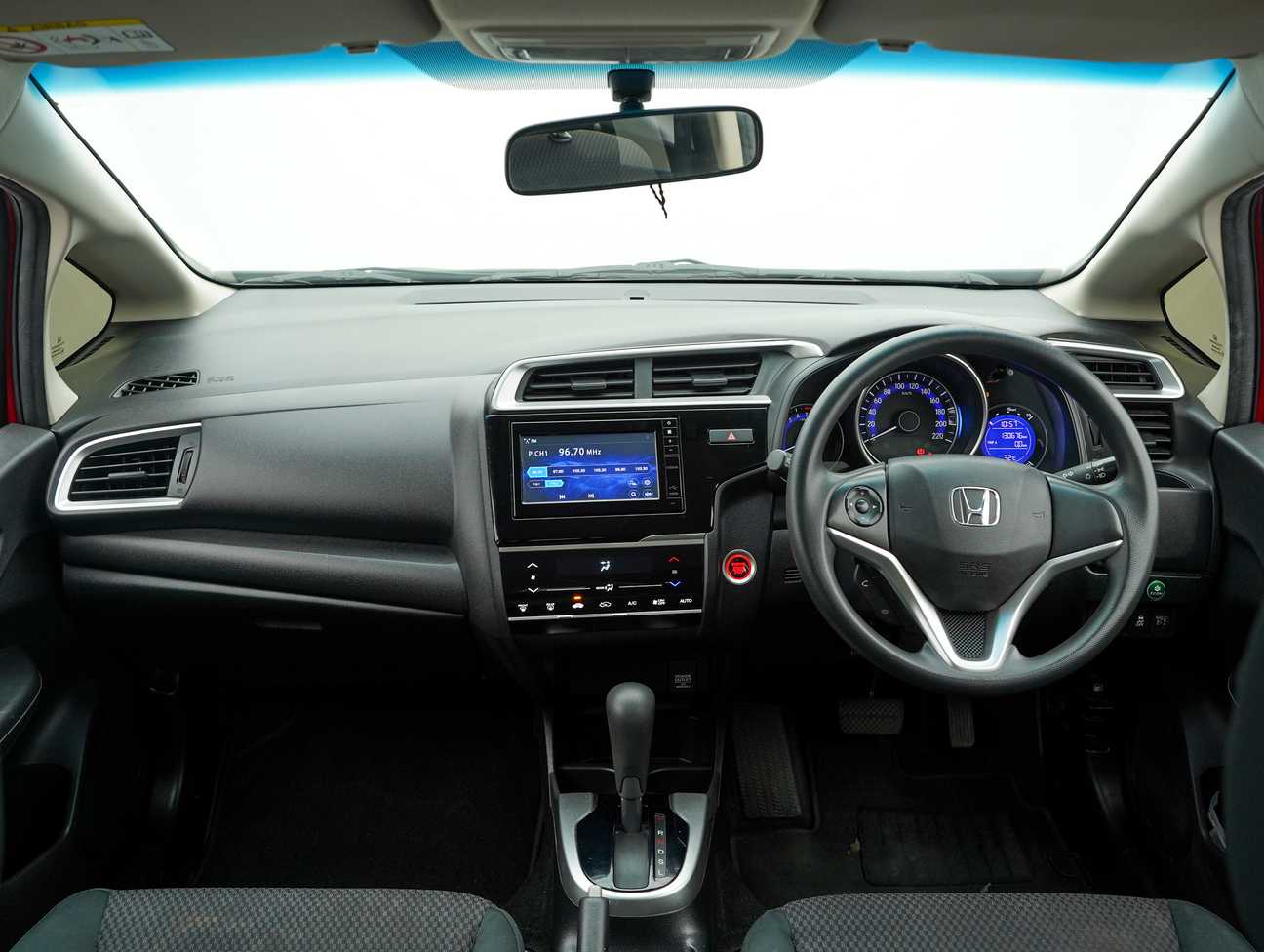 used 2017 Honda Jazz E 1.5