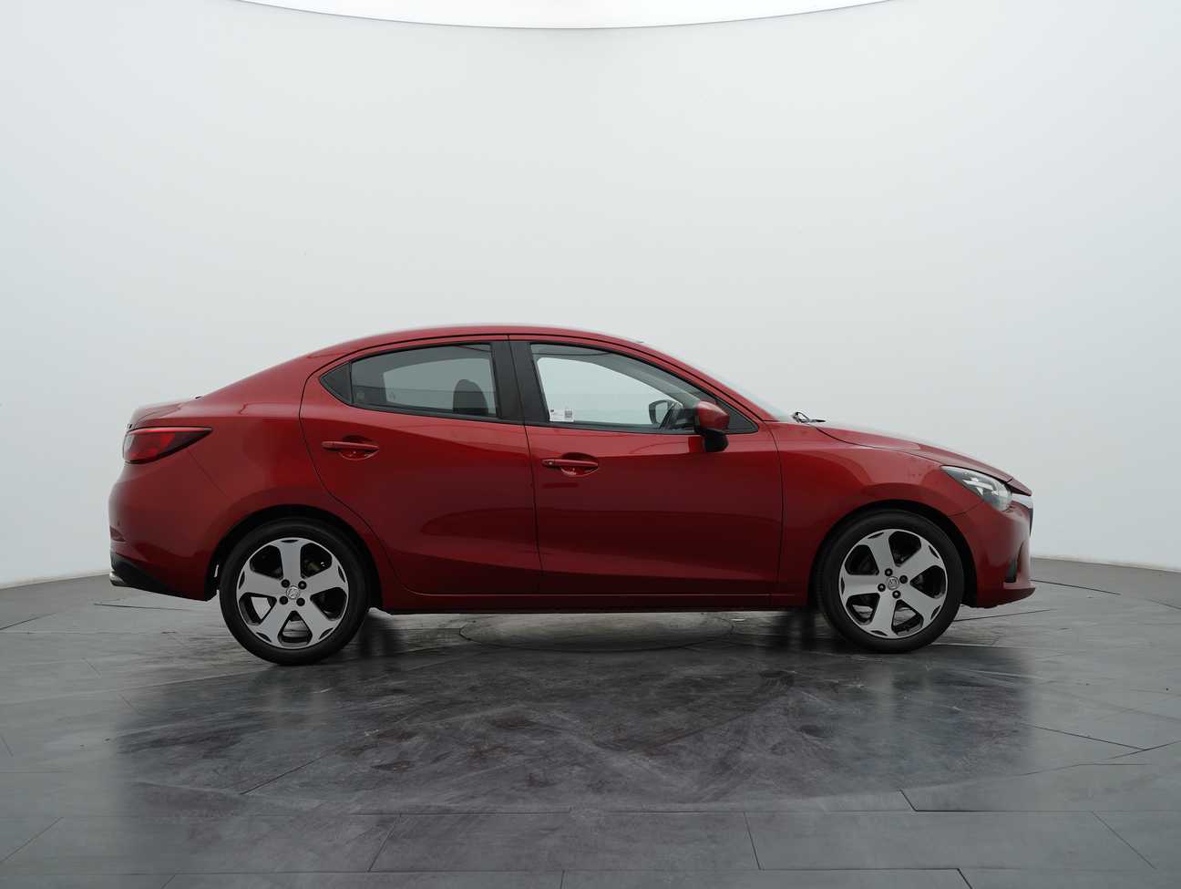 terpakai 2015 Mazda 2 SKYACTIV-G 1.5