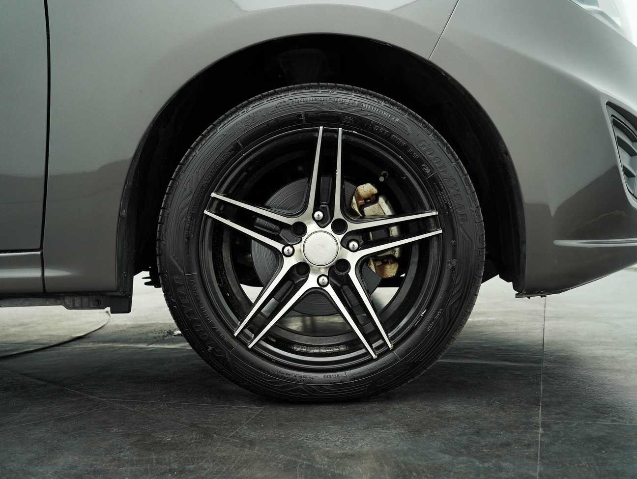 terpakai 2016 Proton Iriz Standard 1.3