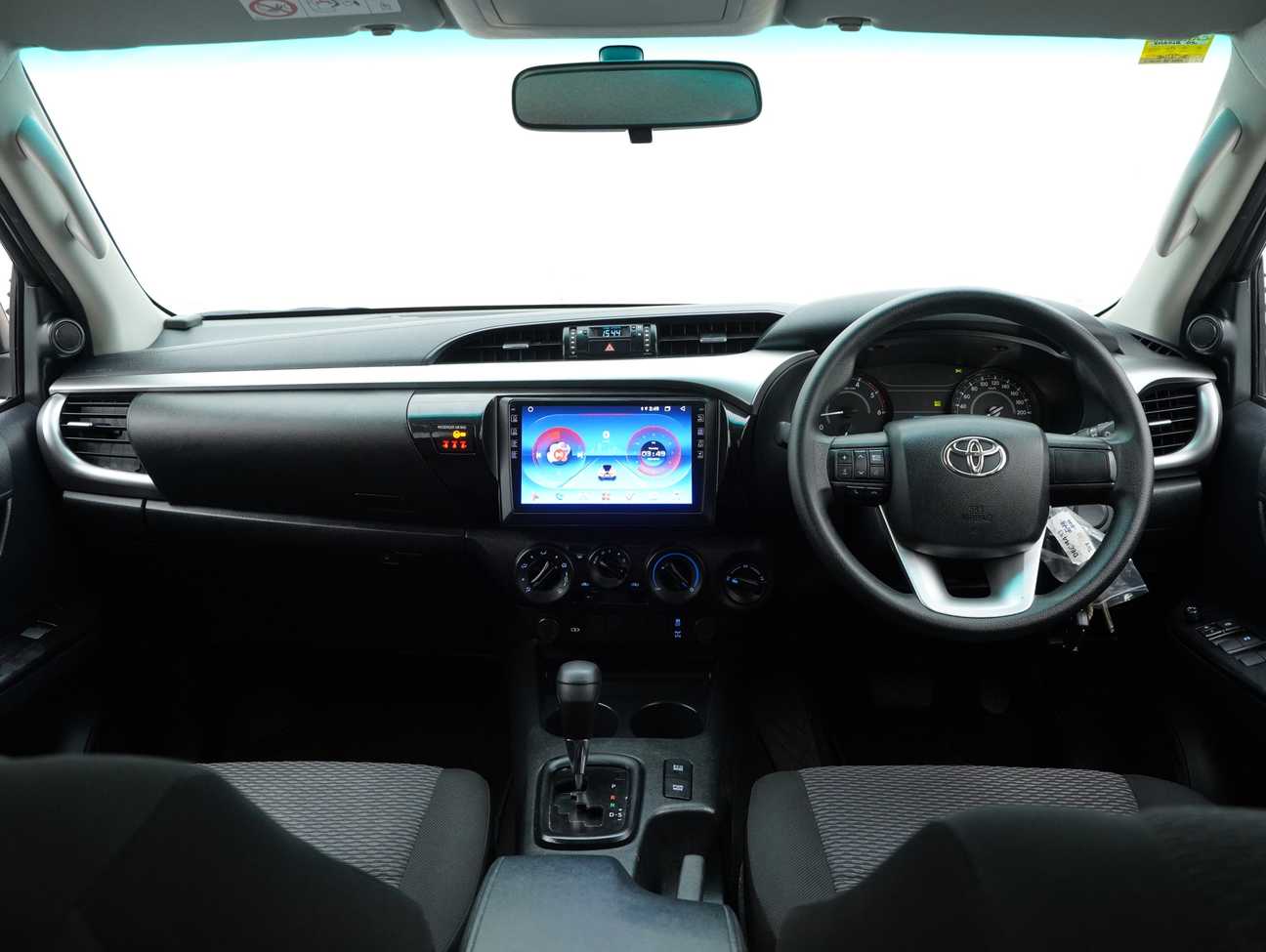 used 2021 Toyota Hilux E Dual Cab 2.4
