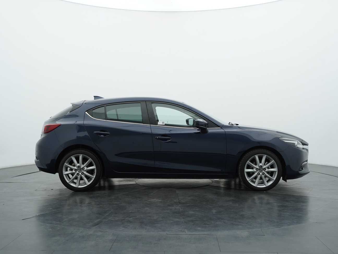 terpakai 2018 Mazda 3 SKYACTIV-G 2.0