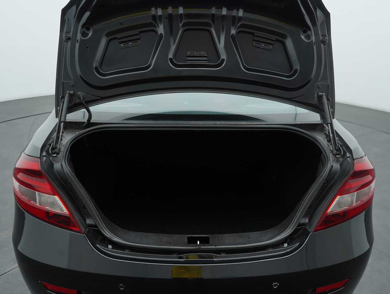 used 2016 Proton Persona SV 1.6