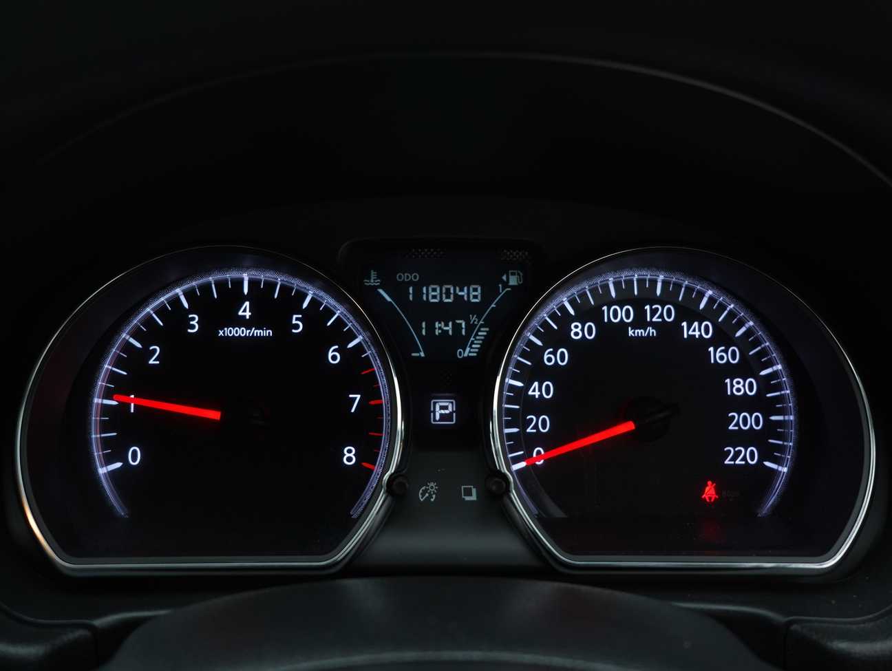 terpakai 2015 Nissan Almera VL 1.5