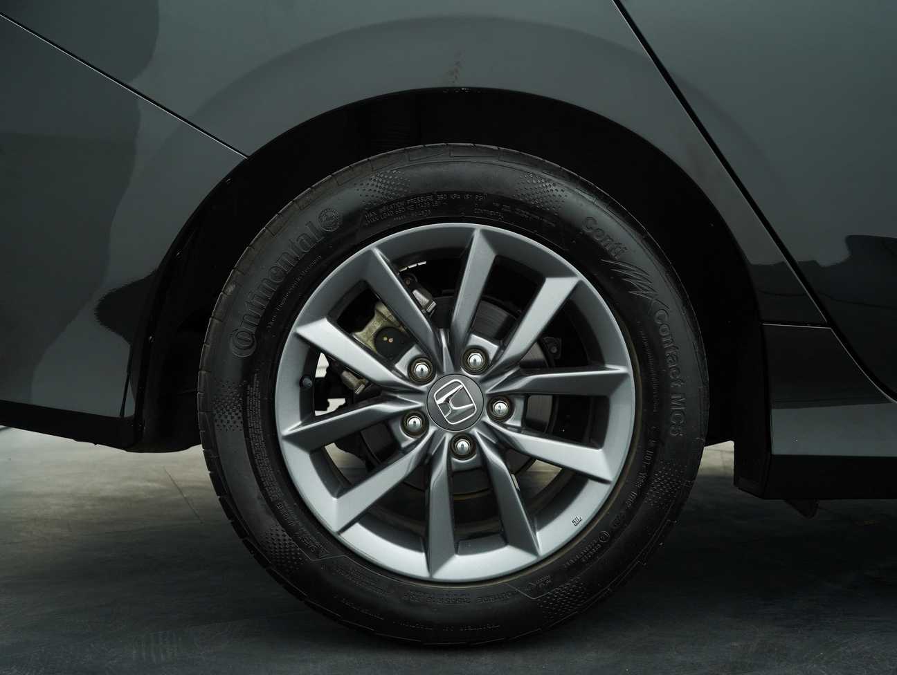 terpakai 2021 Honda Civic S 1.8