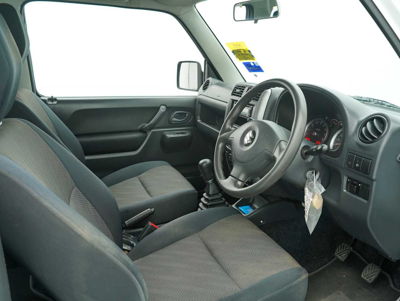 terpakai 2013 Suzuki Jimny JLX 1.3