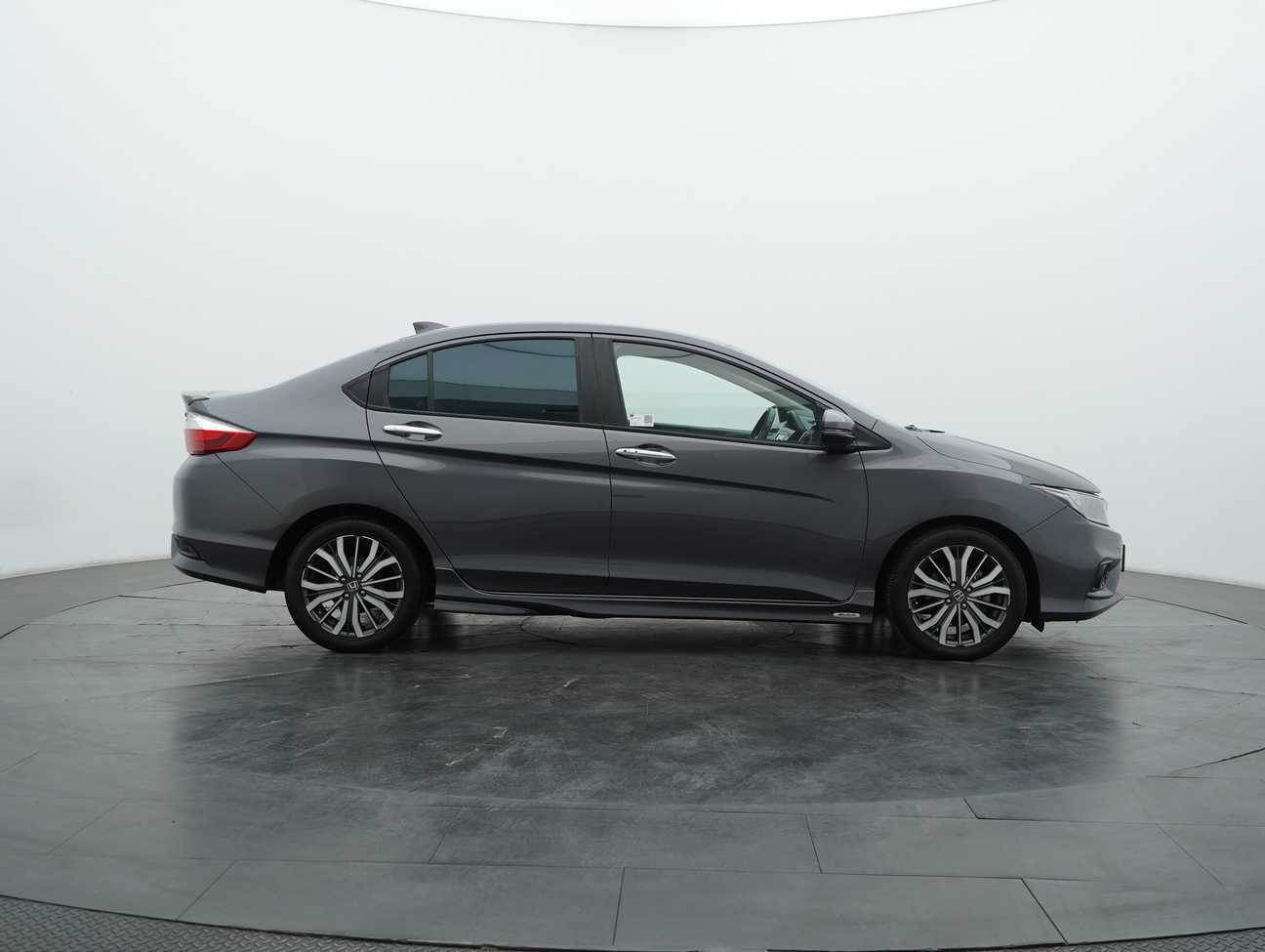 used 2018 Honda City V 1.5