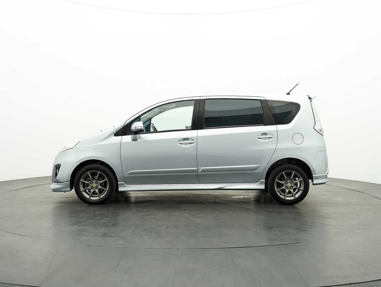 used 2015 Perodua Alza Advance 1.5