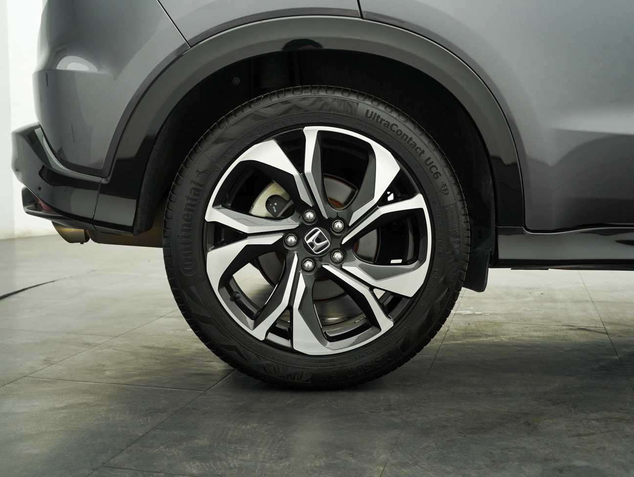 terpakai 2020 Honda HR-V RS 1.8