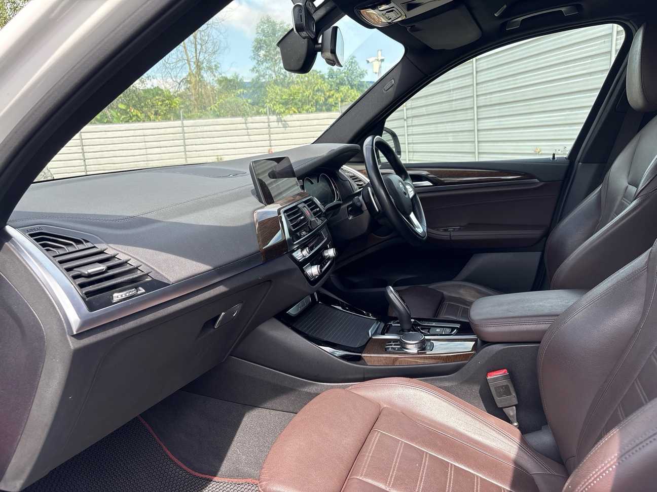 terpakai 2019 BMW X3 xDrive30i Luxury 2.0