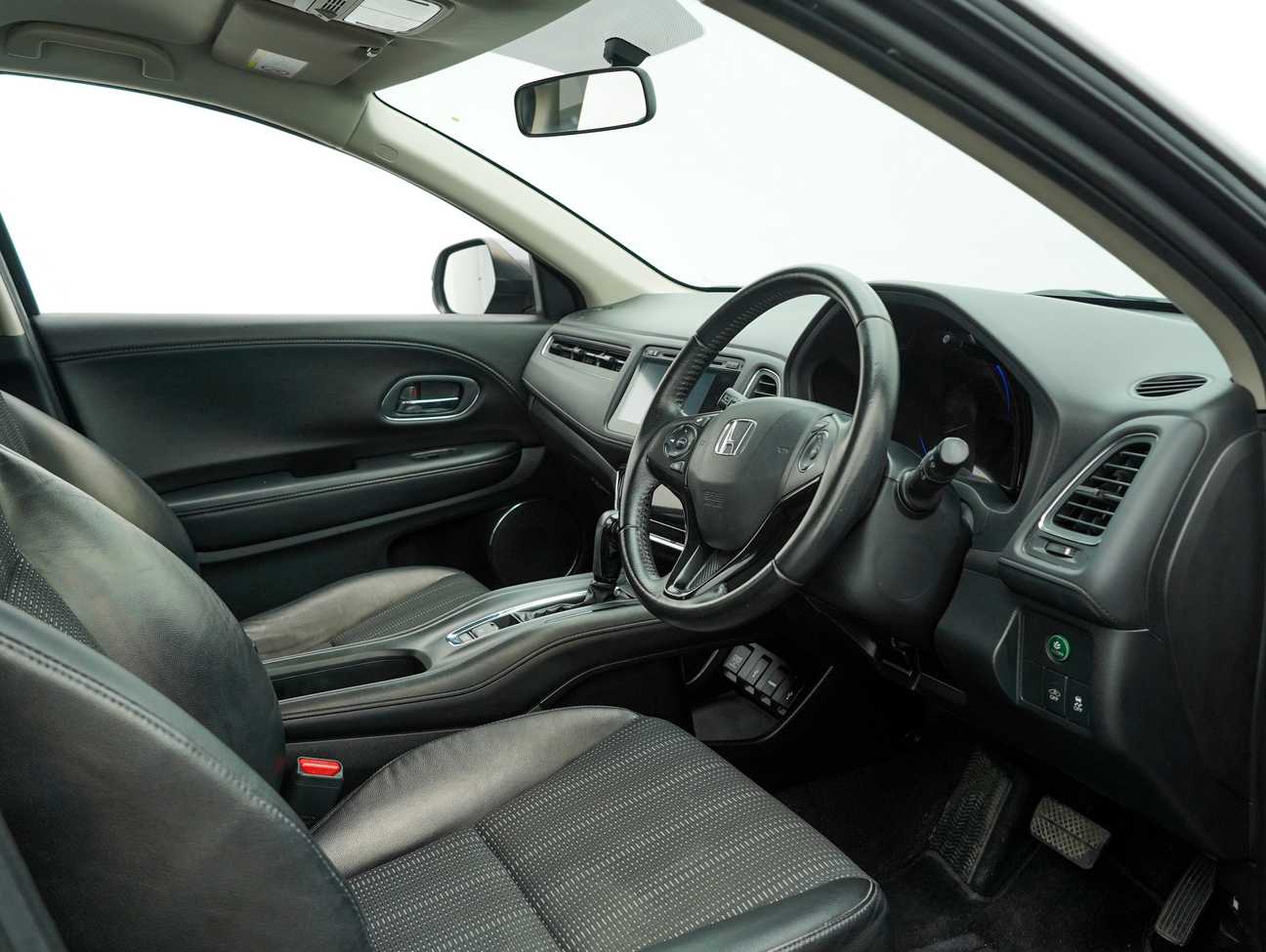 used 2016 Honda HR-V V 1.8