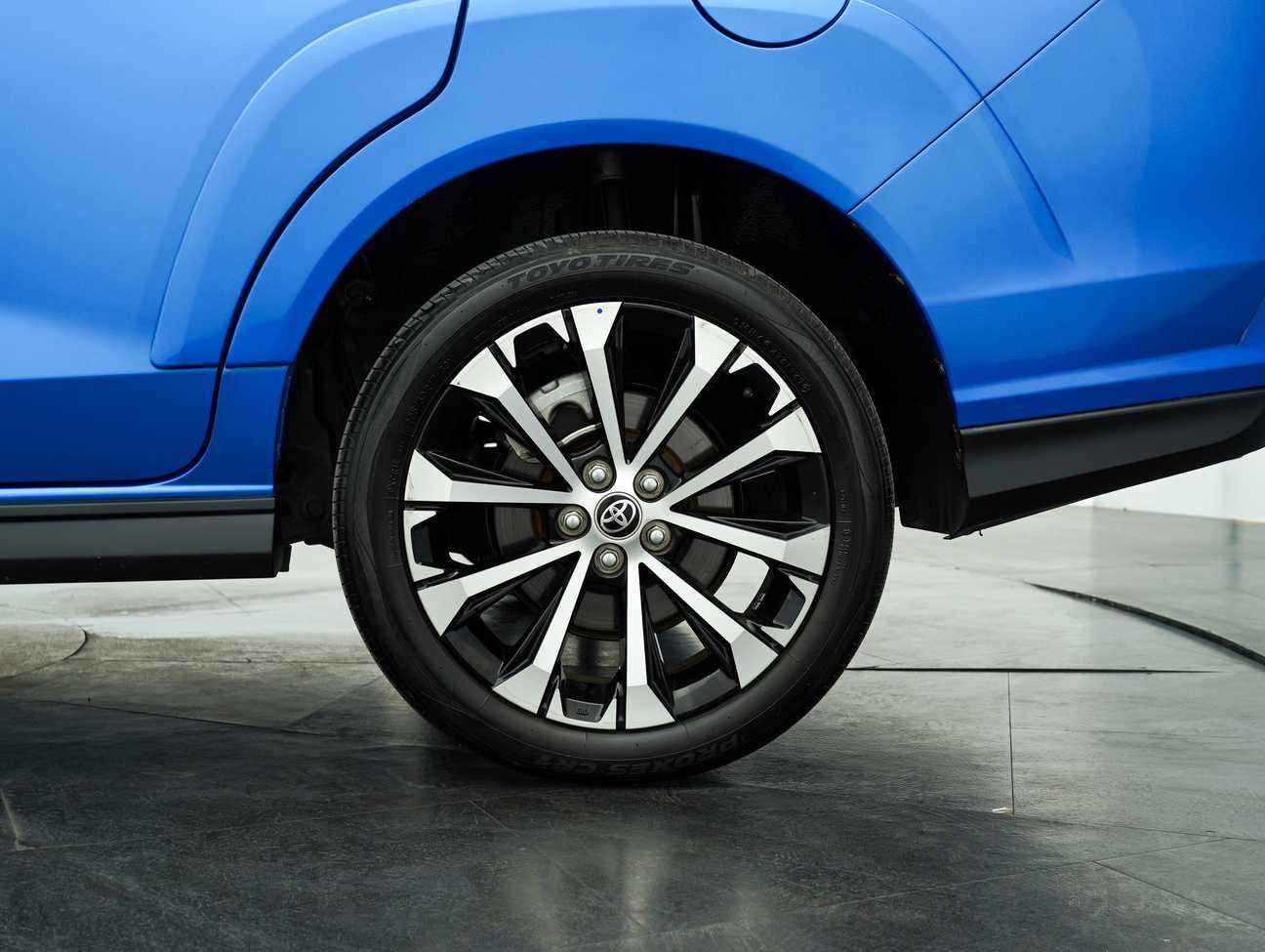 terpakai 2023 Toyota Veloz  1.5