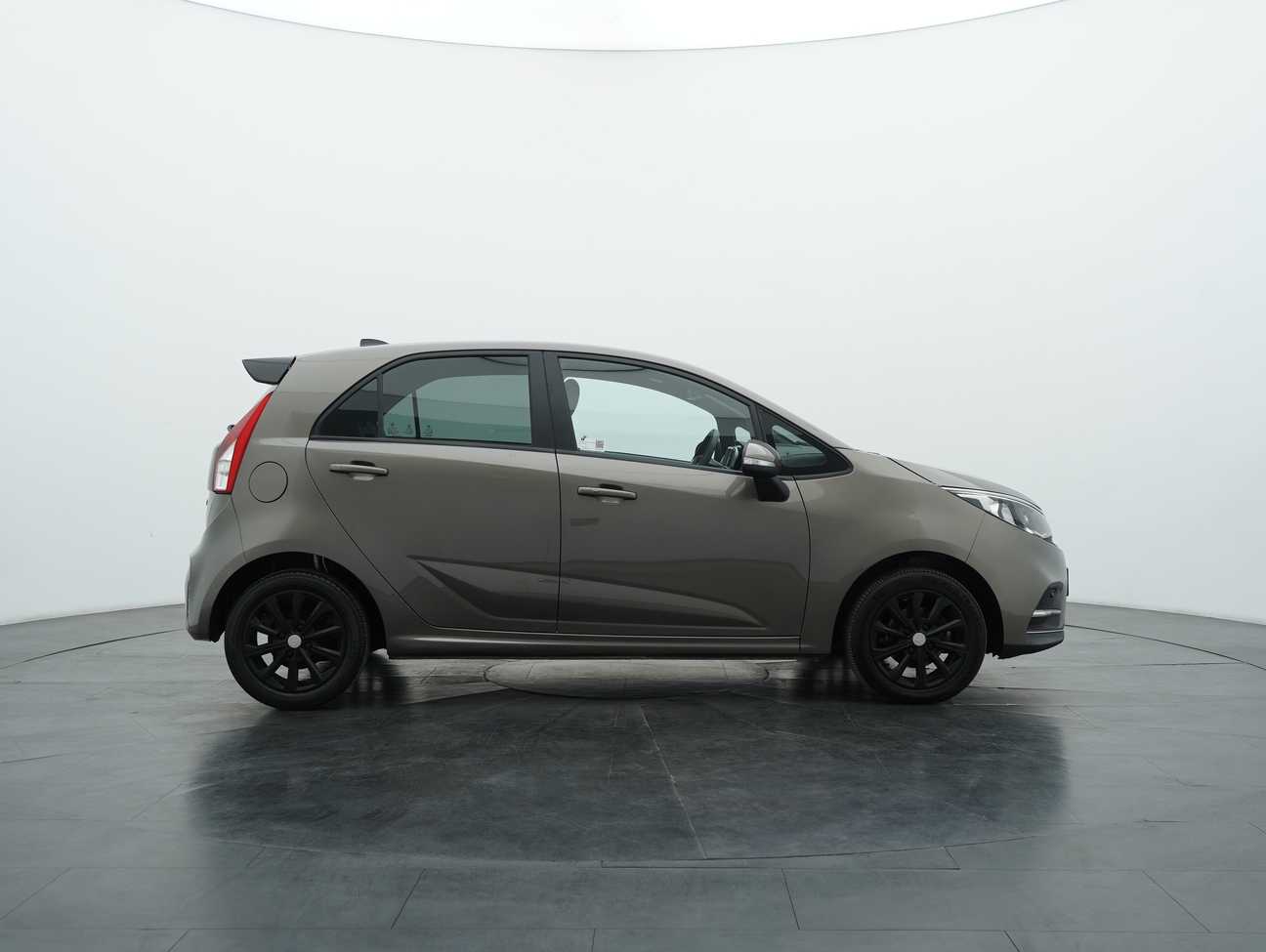 terpakai 2019 Proton Iriz Premium 1.6