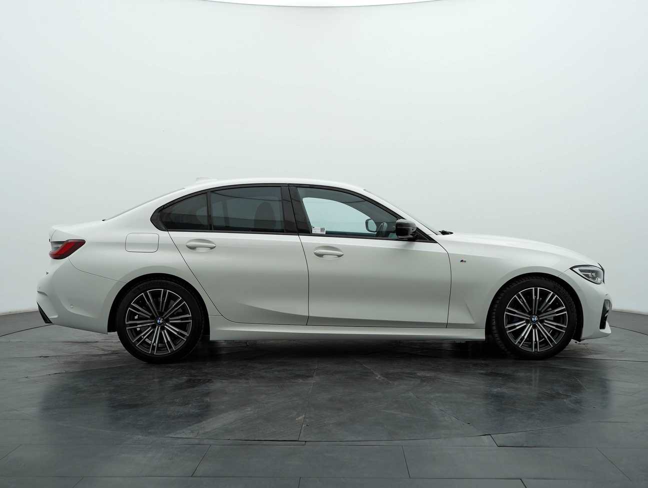 used 2021 BMW 330i M Sport 2.0